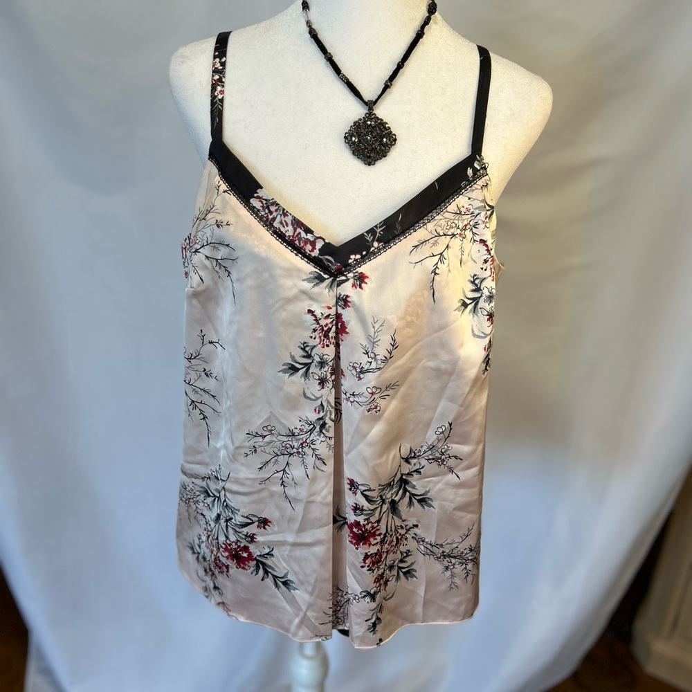 BRAND NEW WT WHITE HOUSE BLACK MARKET CAMISOLE pale pink with flowers & leaves L